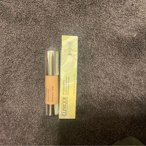 Clinique Chubby Stick Sculpting Highlight-01 Hefty Highlight .21 oz/6 g FullSize